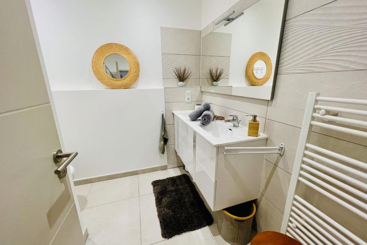Villa Marie 1 - Superbe Appartement Climatise 2 Chambres Vue Mer Le Grau-du-Roi Ngoại thất bức ảnh